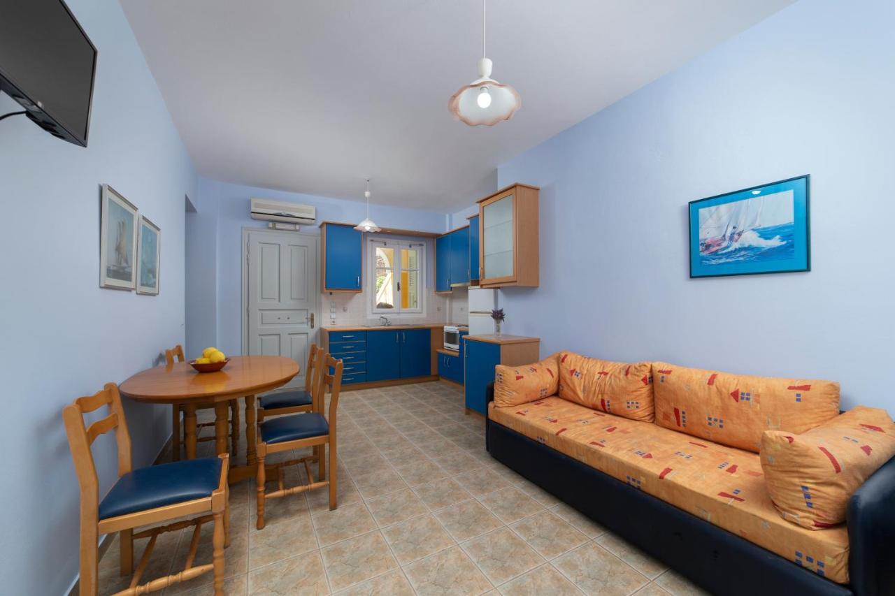 Spertos Apartment